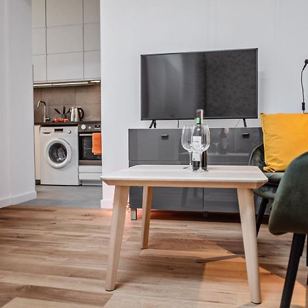 Best Inn Poznan Apartament Orzeszkowej Екстер'єр фото