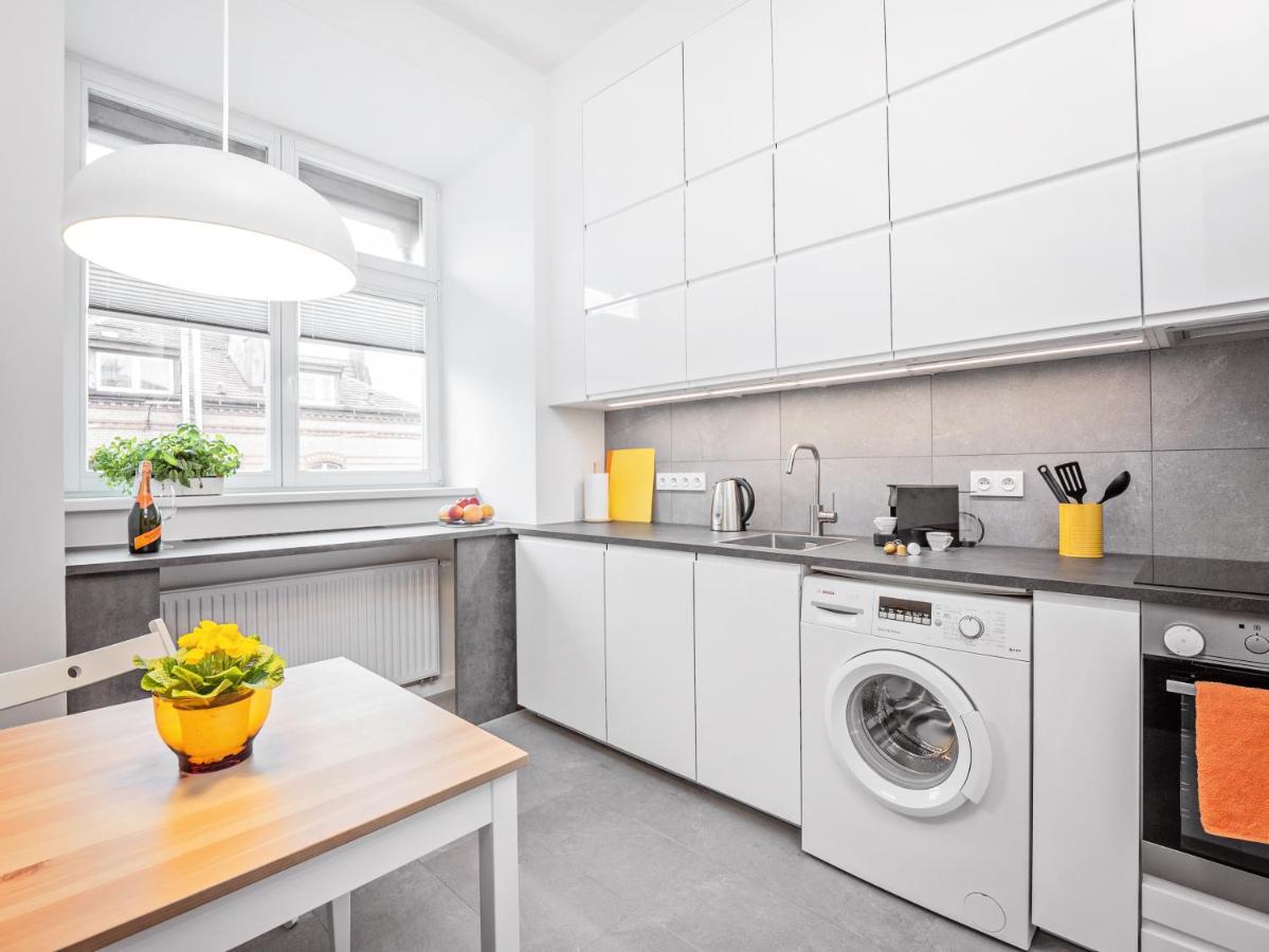 Best Inn Poznan Apartament Orzeszkowej Екстер'єр фото